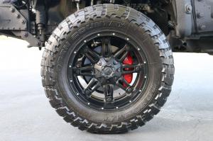 Toyota Tundra CrewMax 4x4 Zombie Apocalypse 2013 года 